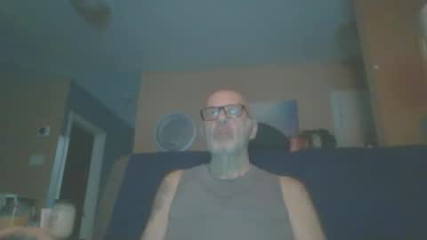 Snapshot of twstone chatting on 8, 12, 2024 twstone online show from 8, 12, 2024