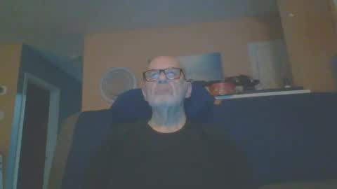 Snapshot of twstone chatting on 3, 2, 2025 twstone online show from 3, 2, 2025