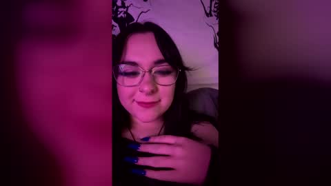 txhlia online show from 18, 4, 2026