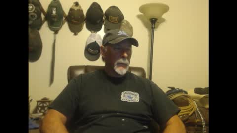 Snapshot of txlobo60 chatting on 15, 3, 2026 txlobo60 online show from 15, 3, 2026