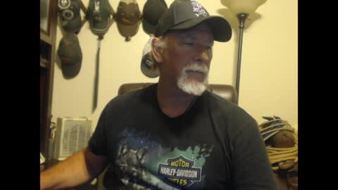 Snapshot of txlobo60 chatting on 13, 4, 2026 txlobo60 online show from 13, 4, 2026