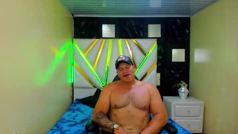Snapshot of tyleer_scot chatting on 8, 4, 2026 Tyleer Scot online show from 8, 4, 2026