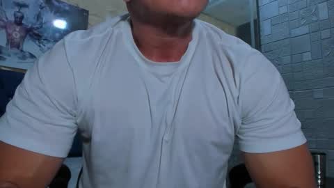 Snapshot of tyleer_scot chatting on 8, 5, 2026 Tyleer Scot online show from 8, 5, 2026
