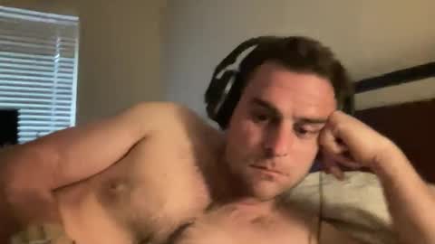 tyler_343422 online show from 17, 5, 2026