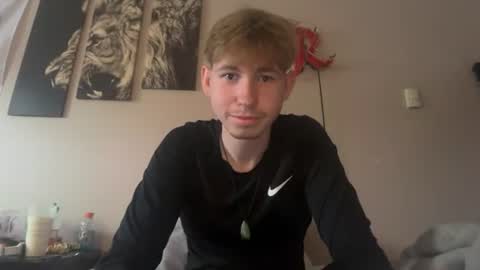tyler_fox0 online show from 26, 7, 2026