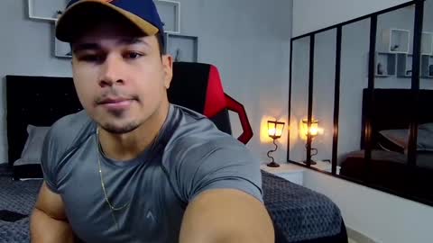 Snapshot of tyler_hank1 chatting on 6, 12, 2024 tyler_hank1 online show from 6, 12, 2024