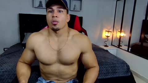 Snapshot of tyler_hank1 chatting on 7, 12, 2024 tyler_hank1 online show from 7, 12, 2024