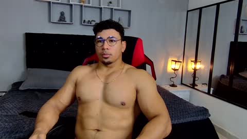 Snapshot of tyler_hank1 chatting on 10, 12, 2024 tyler_hank1 online show from 10, 12, 2024