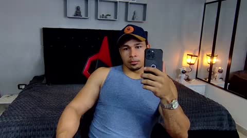 Snapshot of tyler_hank1 chatting on 23, 12, 2024 tyler_hank1 online show from 23, 12, 2024