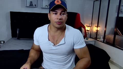 Snapshot of tyler_hank1 chatting on 26, 1, 2025 tyler_hank1 online show from 26, 1, 2025