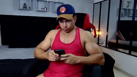 Snapshot of tyler_hank1 chatting on 27, 1, 2025 tyler_hank1 online show from 27, 1, 2025