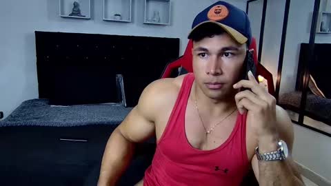 Snapshot of tyler_hank1 chatting on 10, 2, 2025 tyler_hank1 online show from 10, 2, 2025