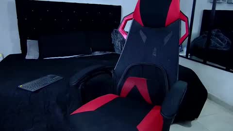 Snapshot of tyler_hank1 chatting on 11, 2, 2025 tyler_hank1 online show from 11, 2, 2025