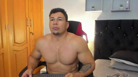 Snapshot of tyler_hank1 chatting on 27, 5, 2026 tyler_hank1 online show from 27, 5, 2026