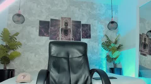 Snapshot of tyler_jonnes chatting on 6, 2, 2025 Tyler online show from 6, 2, 2025