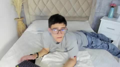 Snapshot of tylercross_ chatting on 14, 3, 2026 Tyler online show from 14, 3, 2026