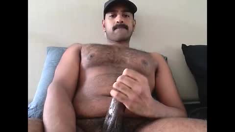 tylerd45637 online show from 1, 12, 2025