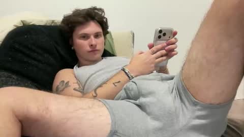 Snapshot of tylerrb chatting on 11, 2, 2026 tylerrb online show from 11, 2, 2026