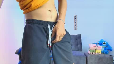 Snapshot of tylerwhiite_ chatting on 16, 9, 2025 online show from 16, 9, 2025