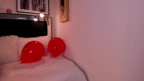       online show from 17, 2, 2025