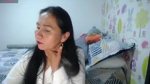 Snapshot of tyna_b chatting on 16, 6, 2026 Tyna online show from 16, 6, 2026