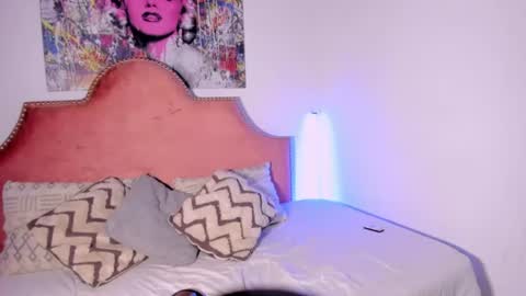 Snapshot of tyra_honey chatting on 17, 6, 2026 Tyra pretty Honey online show from 17, 6, 2026