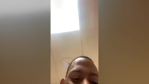 Snapshot of tytyrique37 chatting on 1, 8, 2026 tytyrique37 online show from 1, 8, 2026