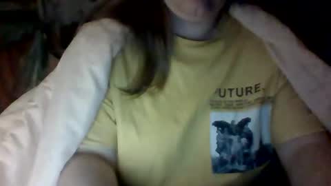 Snapshot of tyuoooy3 chatting on 1, 10, 2025 Tyuoooy3s online show from 1, 10, 2025