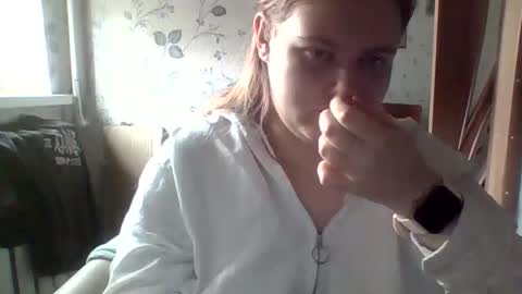 Snapshot of tyuoooy3 chatting on 8, 10, 2025 Tyuoooy3s online show from 8, 10, 2025