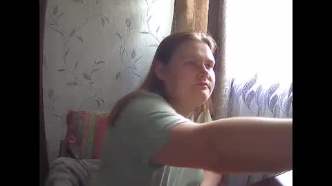 Snapshot of tyuoooy3 chatting on 15, 10, 2025 Tyuoooy3s online show from 15, 10, 2025