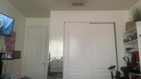 Snapshot of tyy0ung chatting on 21, 5, 2026 tyy0ung online show from 21, 5, 2026