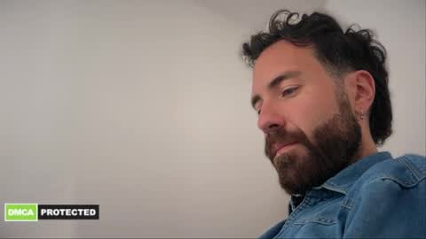 Snapshot of uasabi91 chatting on 10, 4, 2026 beard123 online show from 10, 4, 2026