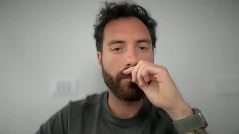 Snapshot of uasabi91 chatting on 6, 5, 2026 beard123 online show from 6, 5, 2026