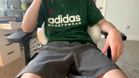 Snapshot of ufjsvskcn chatting on 17, 4, 2026 Love Lain online show from 17, 4, 2026