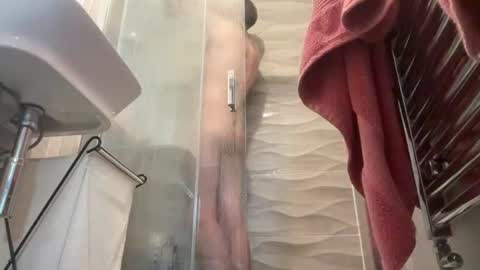 Snapshot of ukhung35 chatting on 20, 7, 2026 UK Hung online show from 20, 7, 2026
