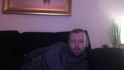 Snapshot of ukmatty3 chatting on 12, 2, 2025 ukmatty3 online show from 12, 2, 2025