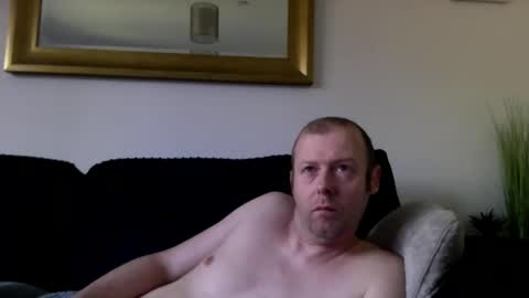 Snapshot of ukmatty3 chatting on 6, 4, 2026 ukmatty3 online show from 6, 4, 2026