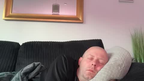 Snapshot of ukmatty3 chatting on 18, 4, 2026 ukmatty3 online show from 18, 4, 2026