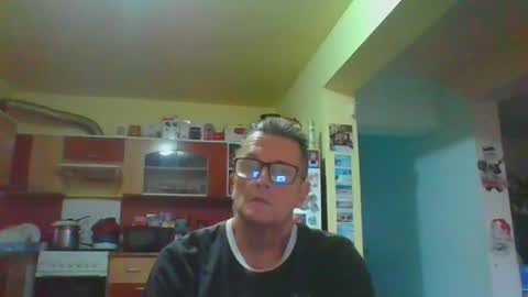 Snapshot of ulmeni4 chatting on 25, 5, 2026 ulmeni4 online show from 25, 5, 2026