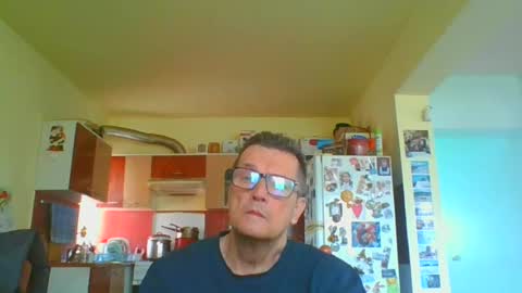 Snapshot of ulmeni7 chatting on 25, 3, 2026 ulmeni7 online show from 25, 3, 2026