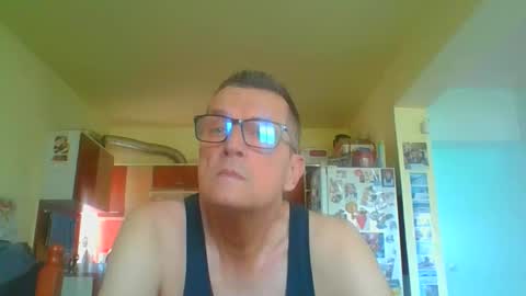Snapshot of ulmeni7 chatting on 3, 4, 2026 ulmeni7 online show from 3, 4, 2026