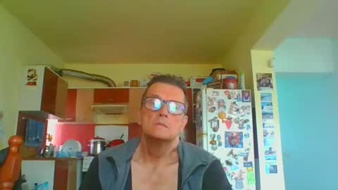 Snapshot of ulmeni7 chatting on 21, 4, 2026 ulmeni7 online show from 21, 4, 2026