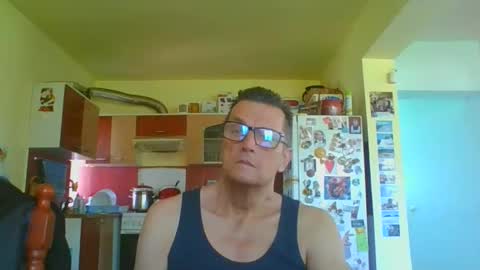 Snapshot of ulmeni7 chatting on 27, 4, 2026 ulmeni7 online show from 27, 4, 2026