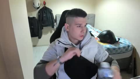 Snapshot of ulxer chatting on 13, 3, 2026 hi im mike tyson - online show from 13, 3, 2026