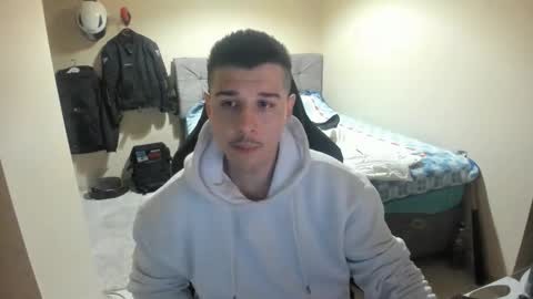 Snapshot of ulxer chatting on 22, 4, 2026 hi im mike tyson - online show from 22, 4, 2026