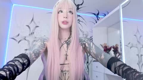 Snapshot of unachimbaherida chatting on 20, 2, 2025 Elle Danielle  online show from 20, 2, 2025