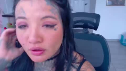 Franchesca  online show from 25, 11, 2025