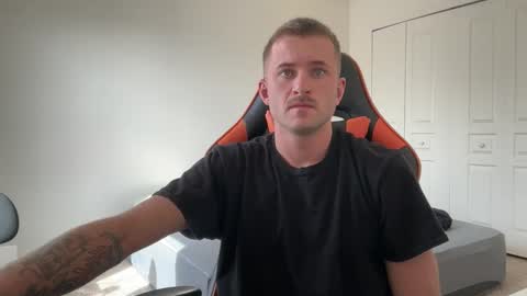 Snapshot of uncutcockassboi chatting on 11, 2, 2026 uncutcockassboi online show from 11, 2, 2026