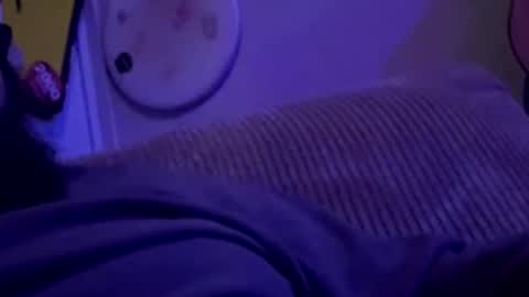 uncuttruss online show from 16, 12, 2025