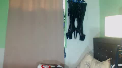 Snapshot of unforgetabletyra chatting on 3, 1, 2025 unforgetabletyra online show from 3, 1, 2025